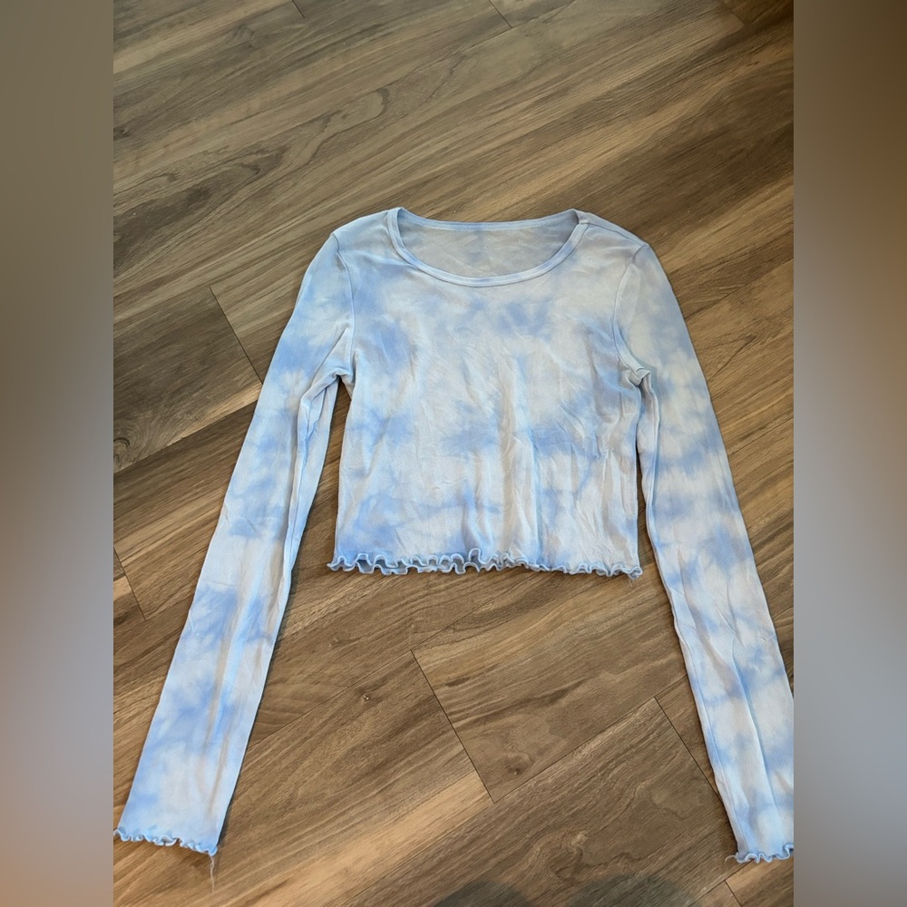 Tie-Dye Long Sleeve Crop Top